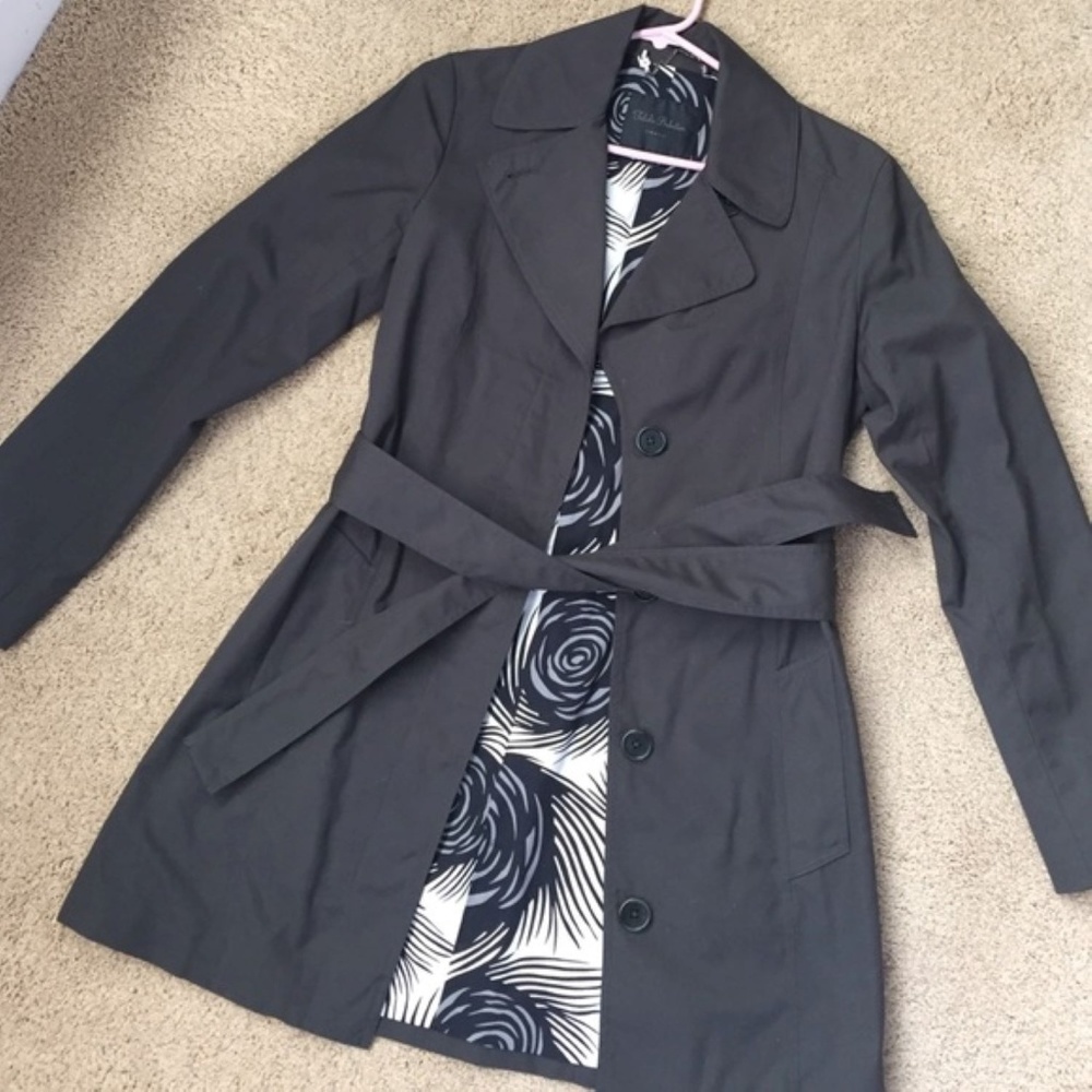 Aritzia Talula Babaton Grey  trench coat size S.